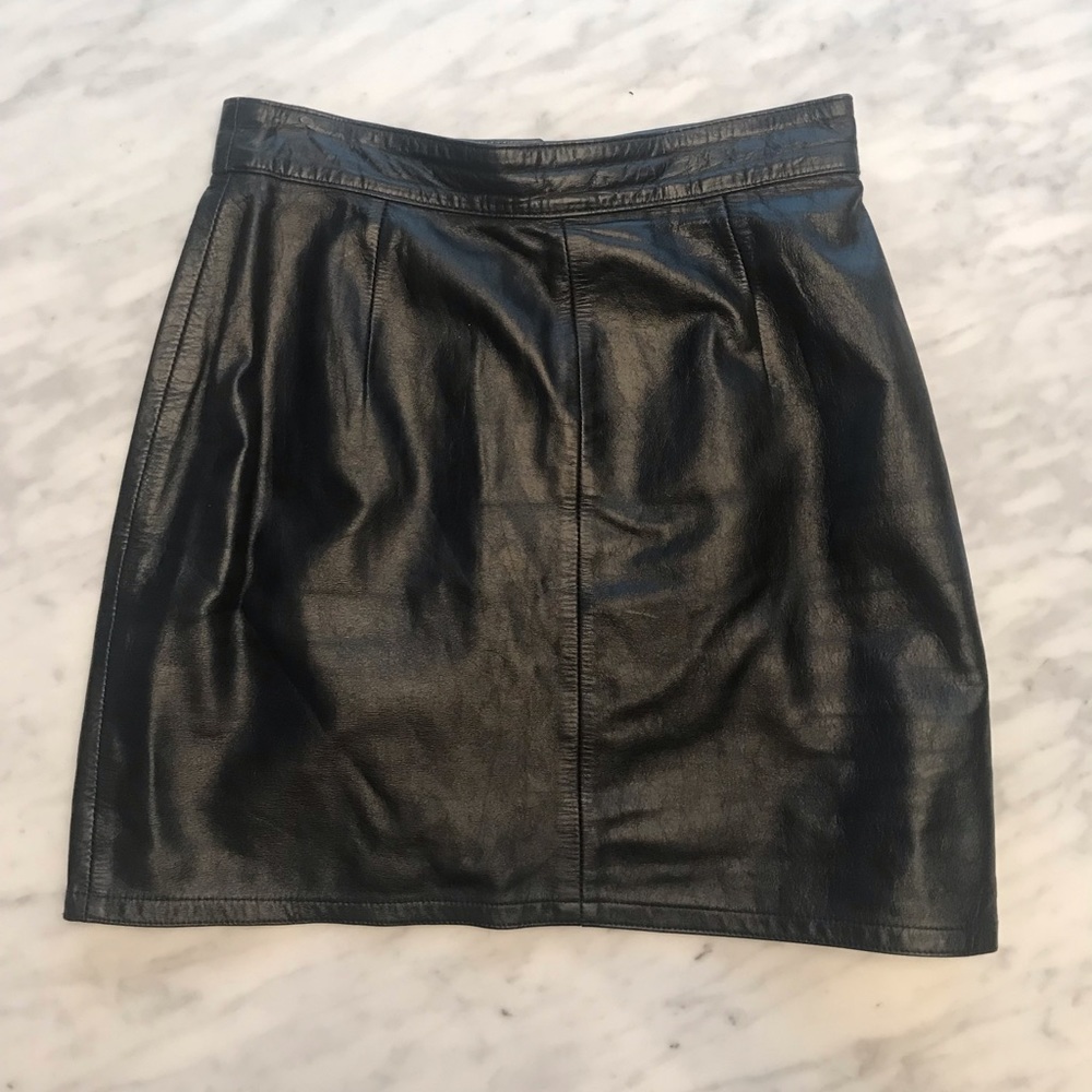 Vintage Black Leather Mini Skirt / Korean Made